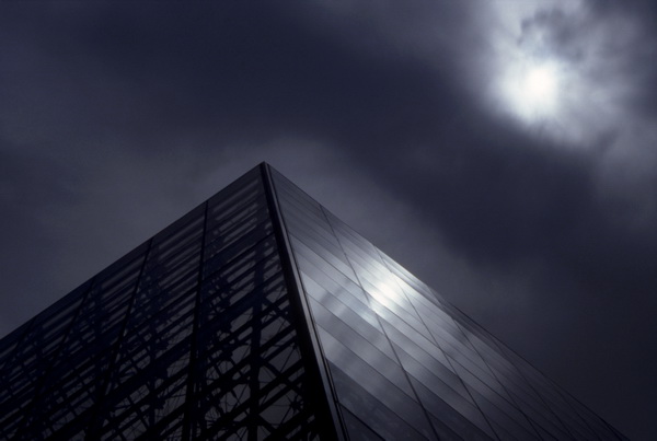 La pyramide du Louvre