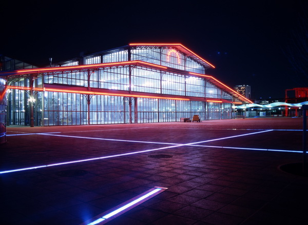 Grande Halle de la Villette de nuit